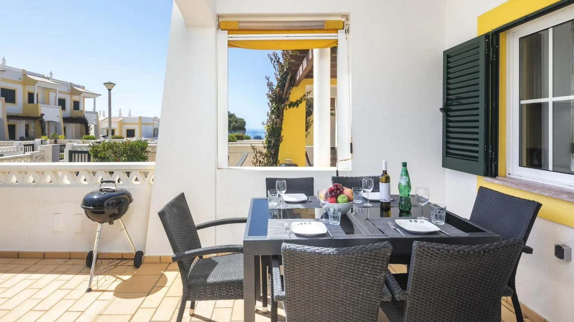 Semesterbostad Modern Apartment With Sea Views, Terrace Benagil Portugal