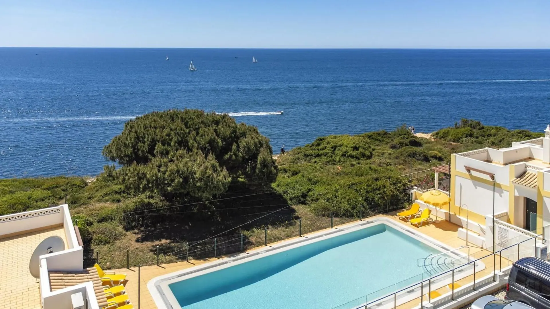 Modern Apartment With Sea Views, Terrace Benagil
