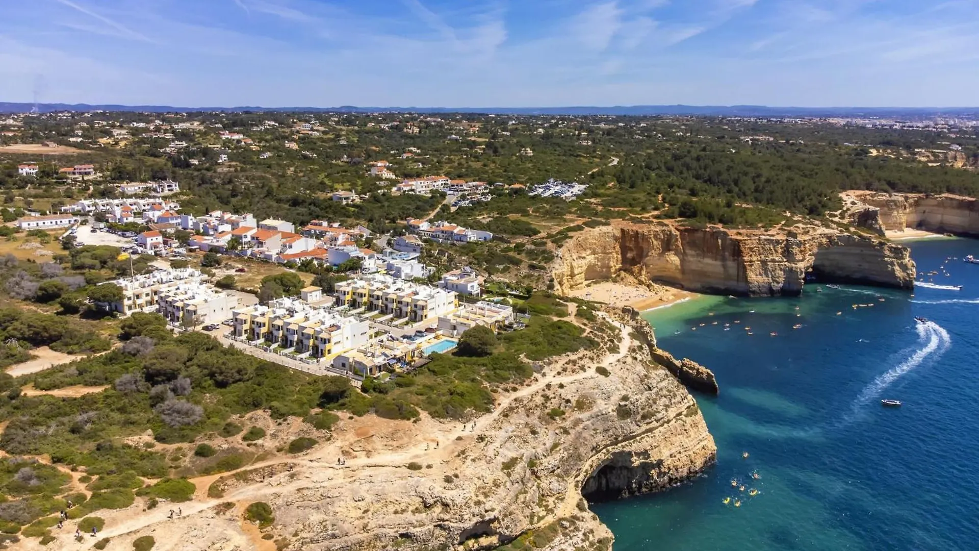 Semesterbostad Modern Apartment With Sea Views, Terrace Benagil Portugal