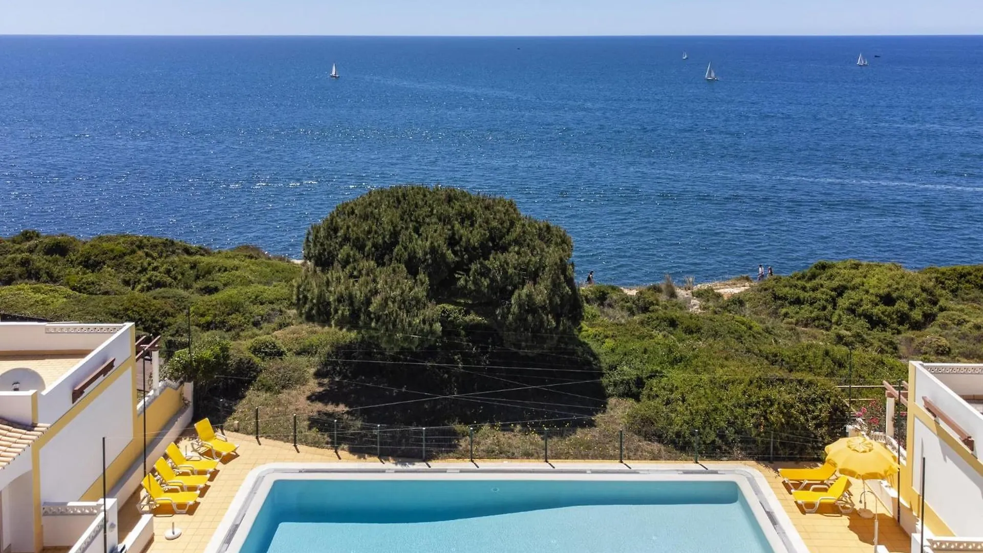Modern Apartment With Sea Views, Terrace Benagil Semesterbostad